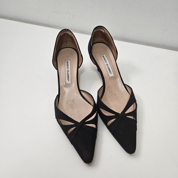 Manolo Blahnik Black D'Orsay Pumps - Picture 2 of 11